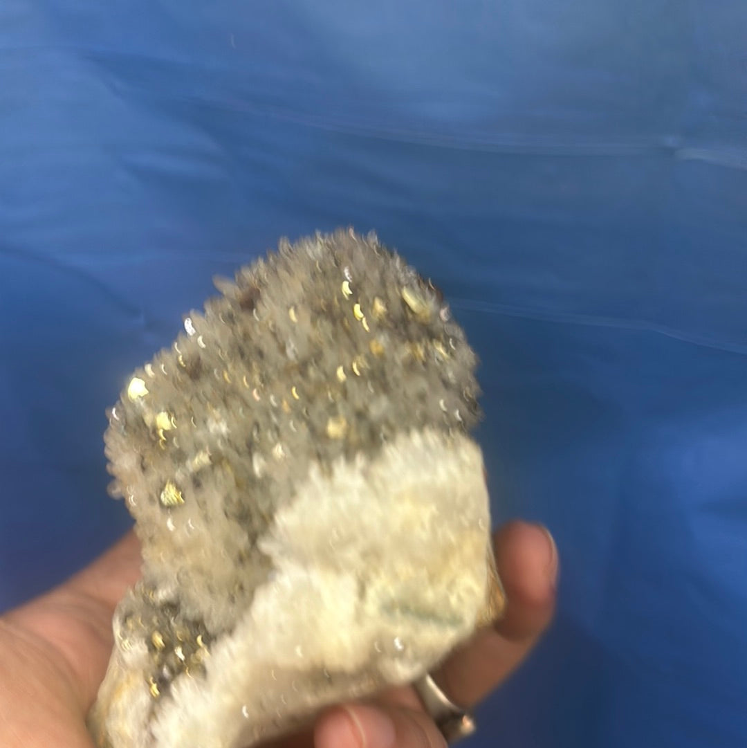 Quartz with pyrite